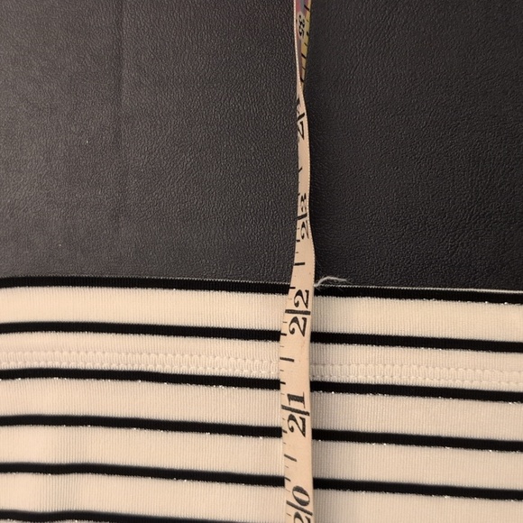 Chico's Travelers Striped Blouse Size 2 (xl) - Picture 6 of 6